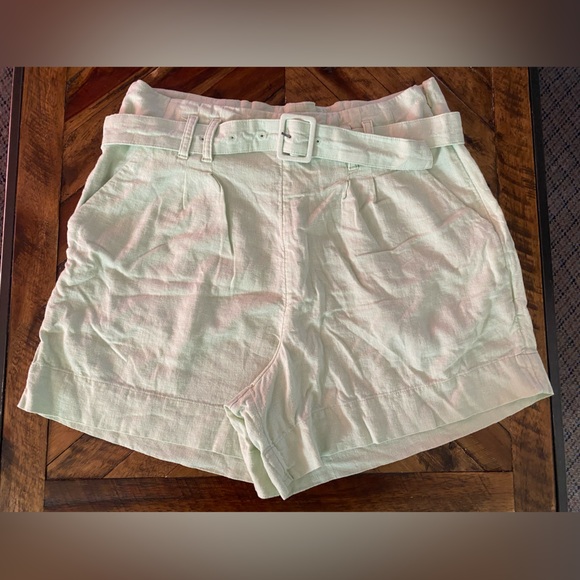 Abercrombie & Fitch Pants - Abercrombie & Fitch High Waist Light Green Shorts